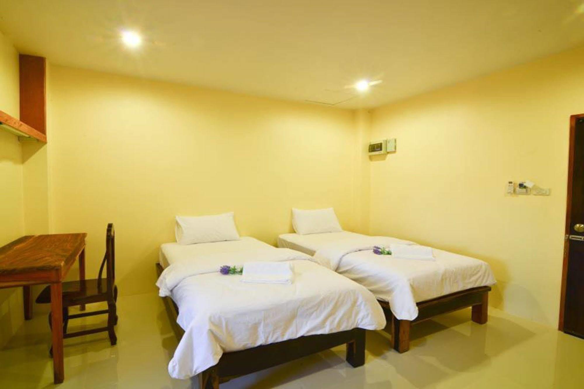 The Boon House, Khon Kaen Hotel Exterior photo