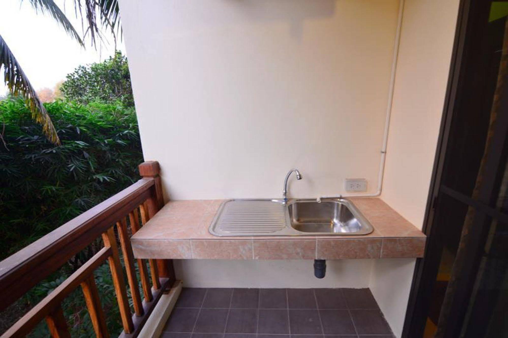 The Boon House, Khon Kaen Hotel Exterior photo